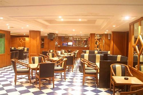 Hotel Maurya International Ченнаи Экстерьер фото